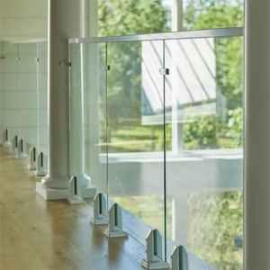 Frameless Glass Balustrade System for Pools Using 316 Stainless Steel Spigot Holders