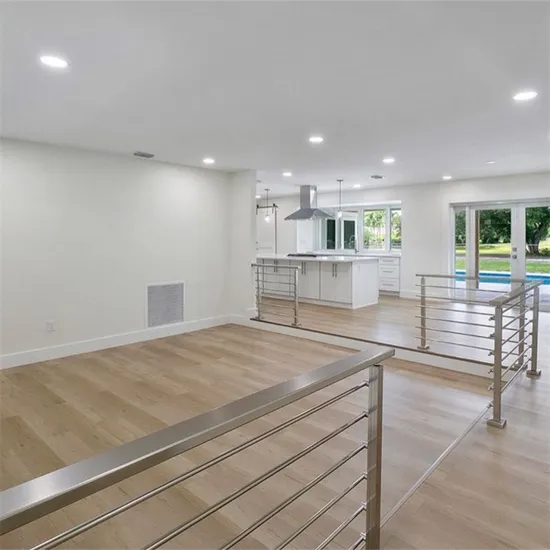 Elegant Square Balustrade Railing Bar Tube with Durable Posts for Stair Railing