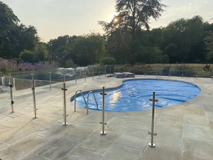 Swimming Pool Balustrades Square Round Post in Aluminium or Stainless Steel