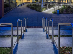 Elegant Stainless Steel Round Tube Railing with Spotlight Handrails